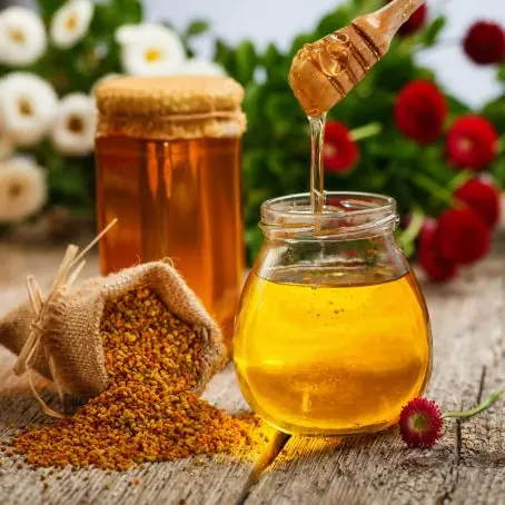 Karakovan Süzme Bal – Van Otlu Peynir ile Doğal Sofraların Yıldızı