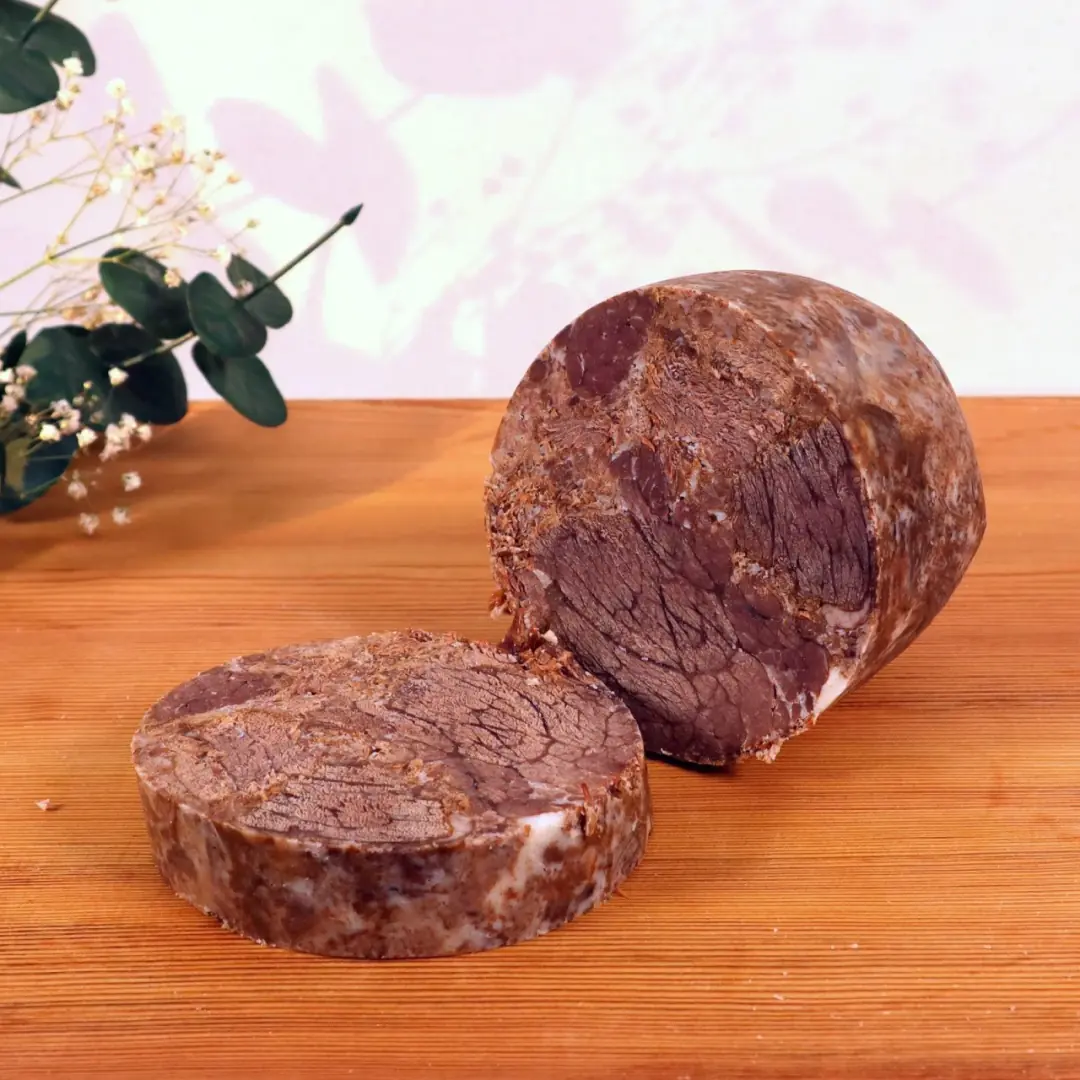 “Doğal ve katkısız dana kavurma – geleneksel yöntemlerle hazırlanmış Sirmo Şarküteri kavurması”